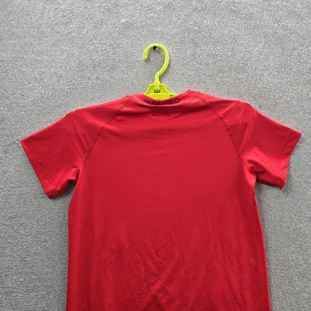 Nike Boy Shirt L Red Dri-Fit Nike Pro Center Swoosh Logo Slim Short Sleeve